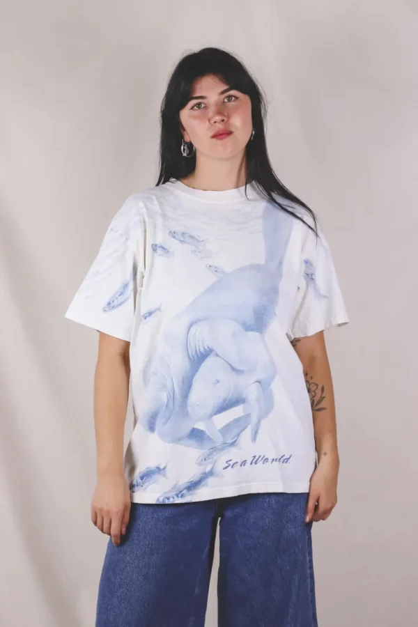 Sea animals vintage t-paita