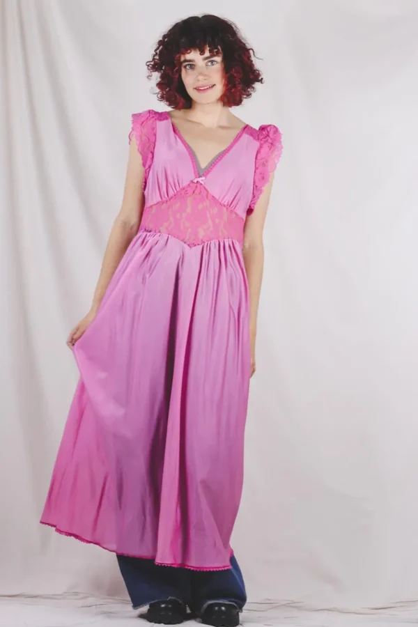 Selda vintage night gown