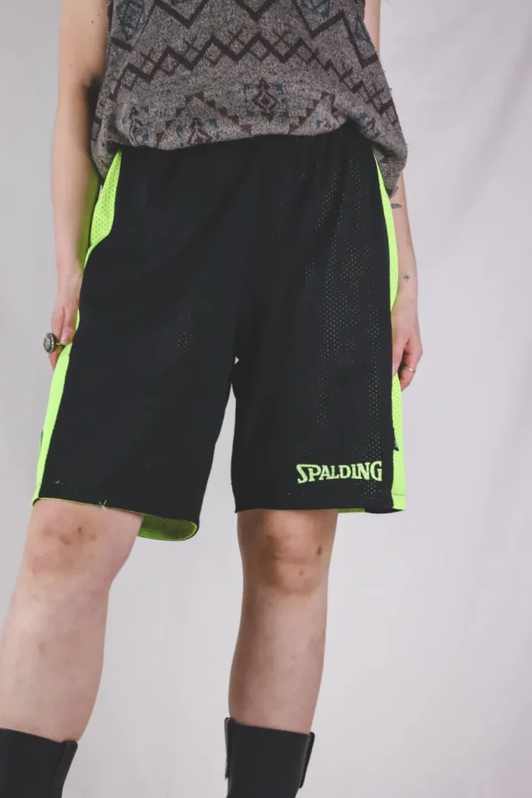 Spalding 90/00-luvun vintageshortsit