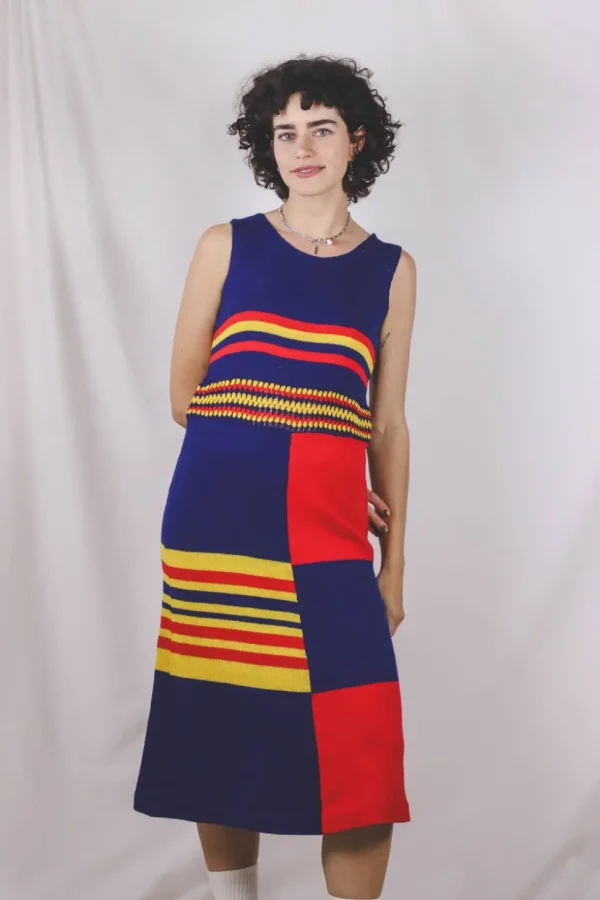 Tavi 70-luvun vintageneulemekko