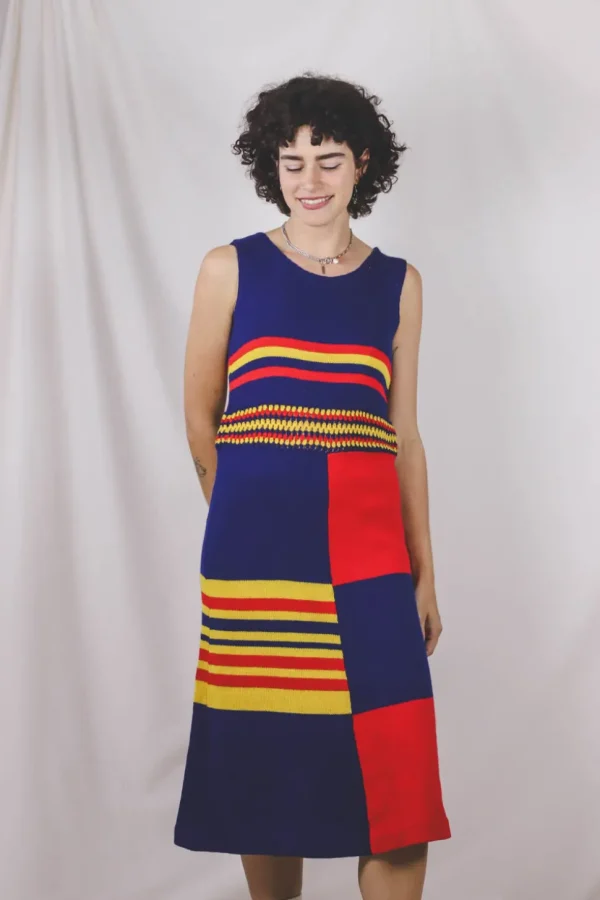 Tavi 70-luvun vintageneulemekko