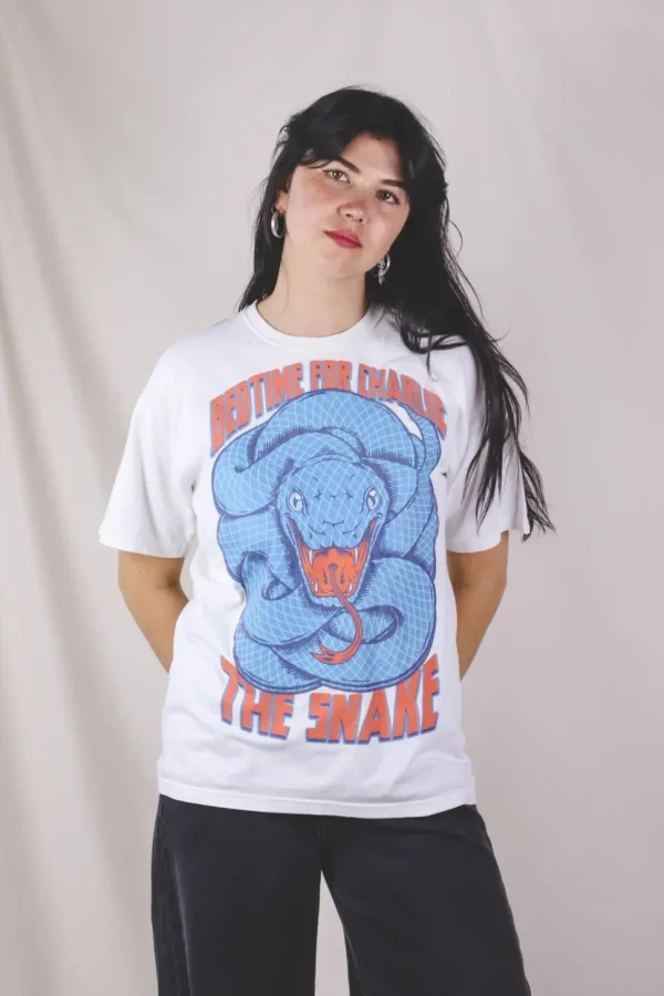 The snake t-paita