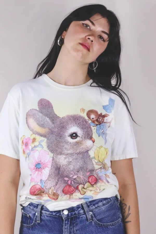 Tiny bunny t-paita