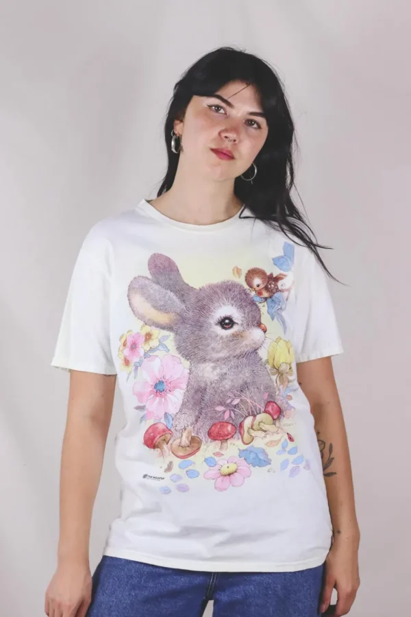 Tiny bunny t-paita