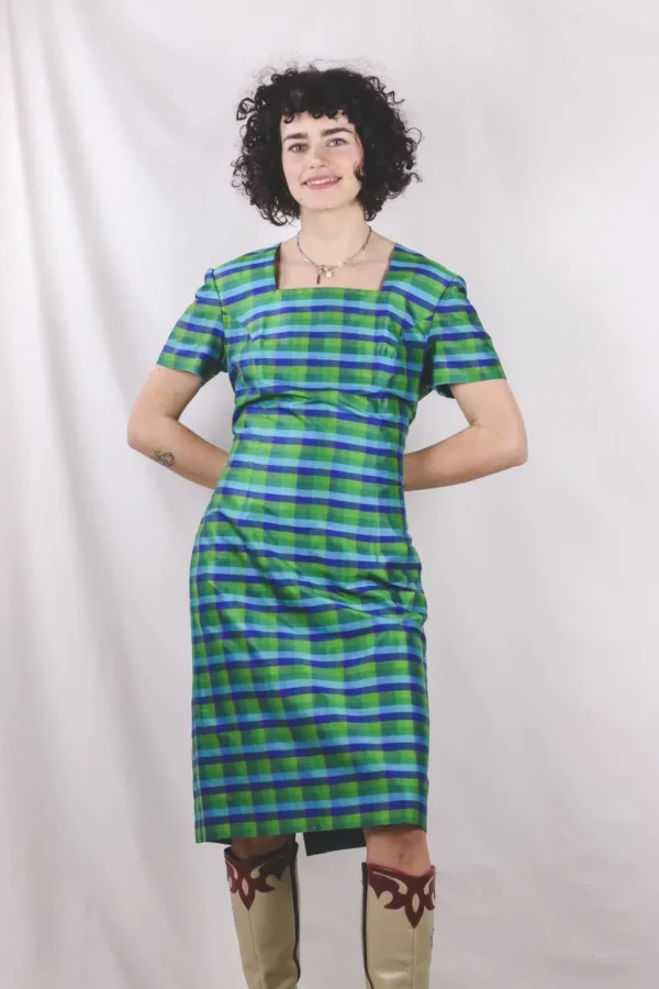 Uni vintagesilkkimekko