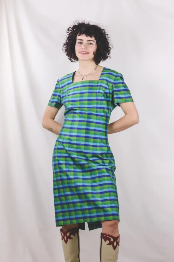 Uni vintagesilkkimekko