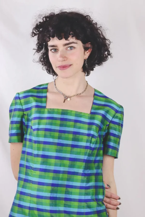 Uni vintagesilkkimekko