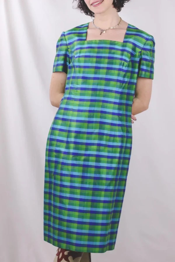 Uni vintagesilkkimekko