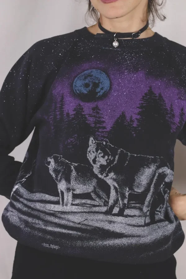 Wandering wolves vintagecollege