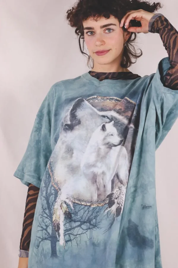 White wolf howl t-paita
