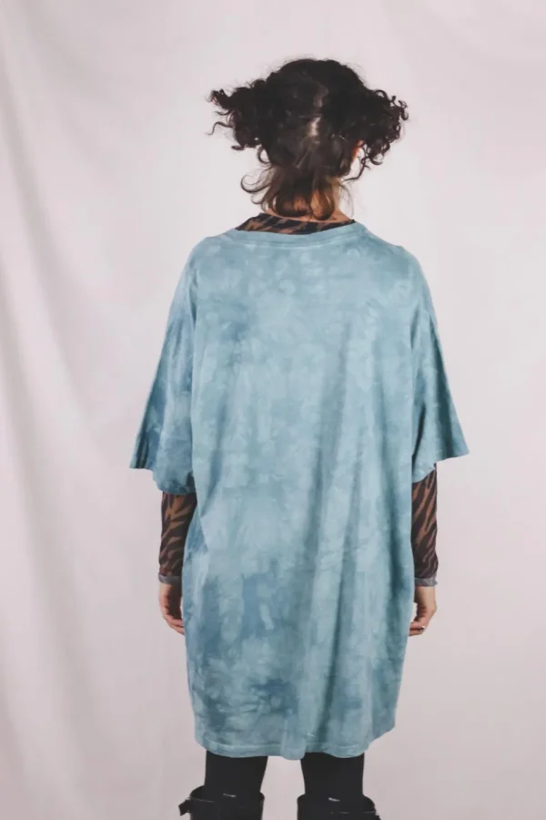 White wolf howl t-paita