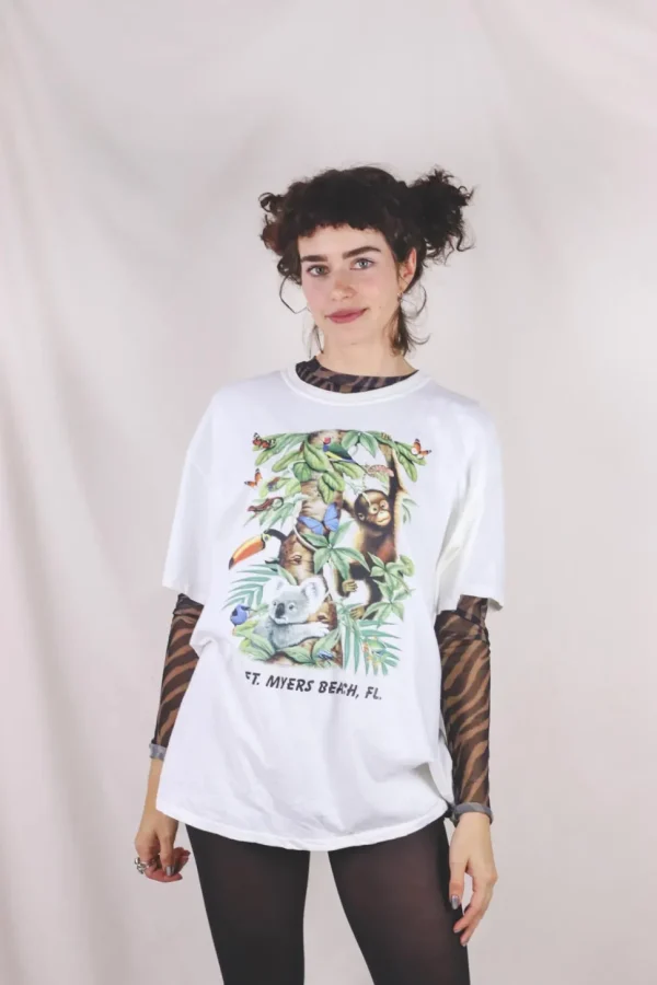 Wildlife jungle vintage t-paita
