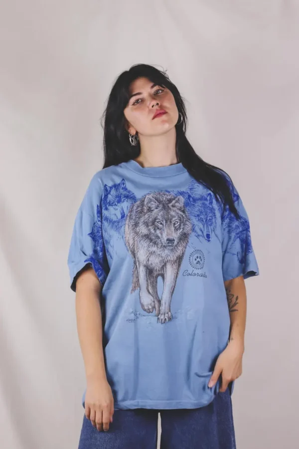 Wolf sleeve vintage t-paita