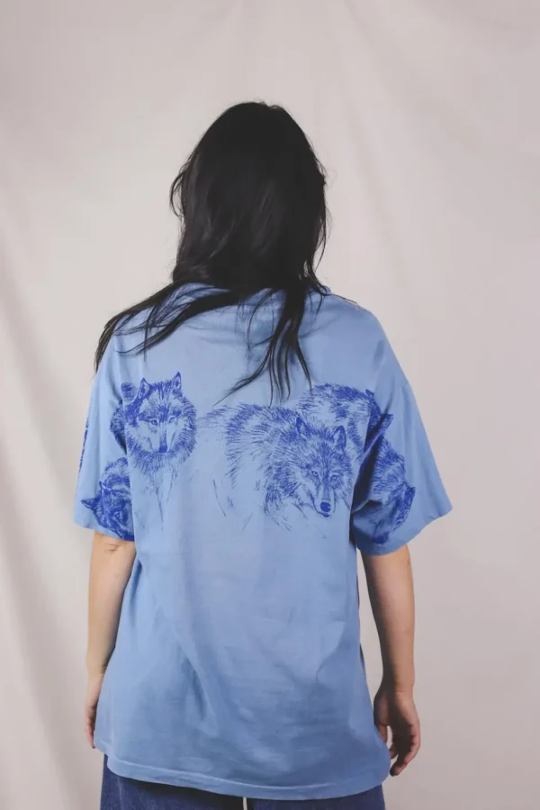 Wolf sleeve vintage t-paita